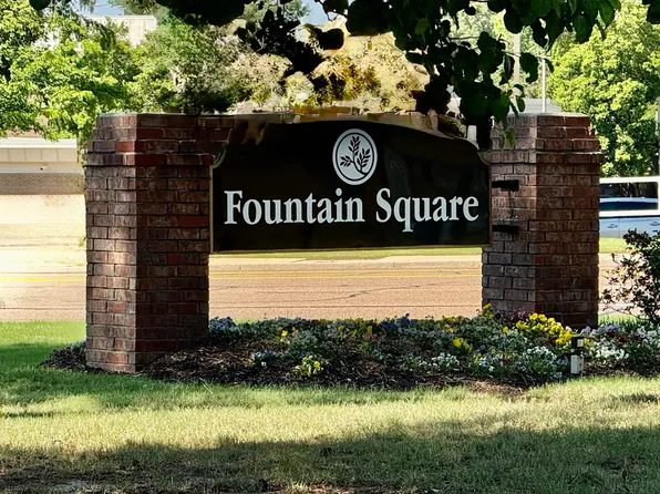 6571 Poplar Woods Cir S APT 5, Memphis, TN 38138