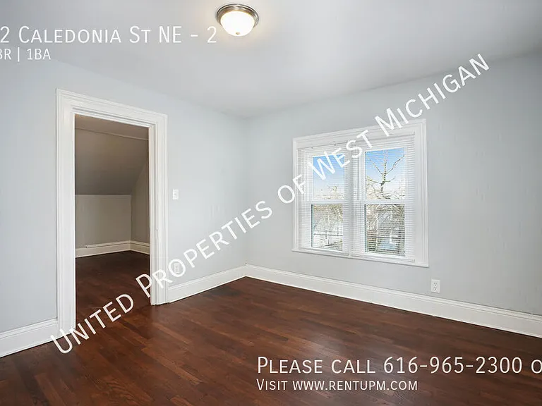 42 Caledonia St NE #2 — Photo 6