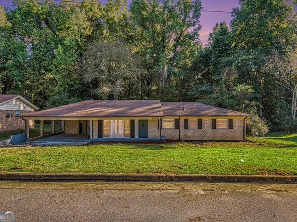 4776 Apache Trl SW, Atlanta, GA 30331
