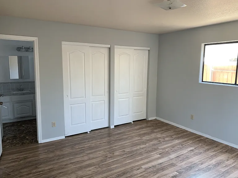 825 Raaberg Way — Photo 1