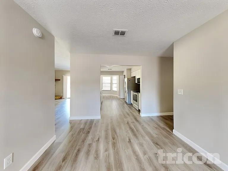 23515 Shining Star Dr — Photo 5