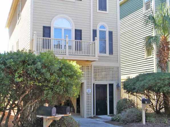 61 Grand Pavilion Blvd, Isle Of Palms, SC 29451