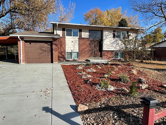 A beautiful private home awaits you!