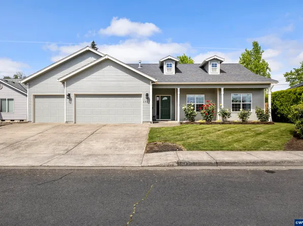 1329 Anna St, Woodburn, OR 97071