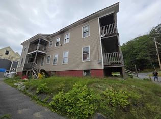 10 Taylor St, Bellows Falls, VT 05101