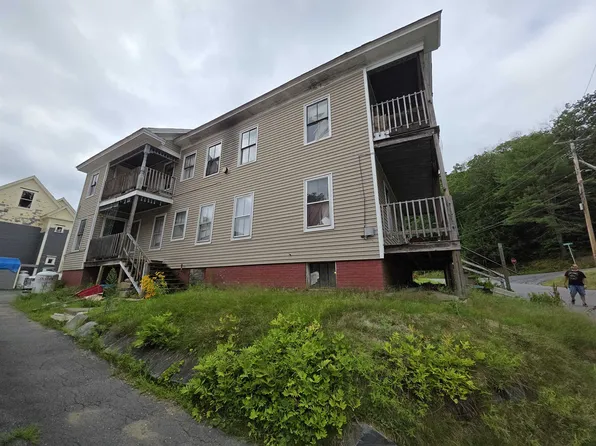 10 Taylor Street, Rockingham, VT 05101