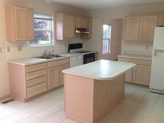 5th image of 6657 Wisteria Cir