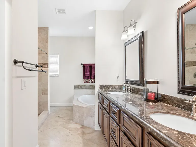 3219 Karen Dr — Photo 11