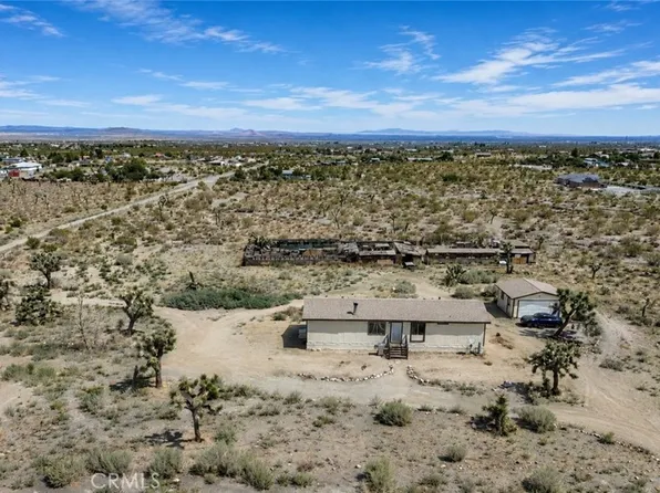 1930 Calaveras Rd, Pinon Hills, CA 92372