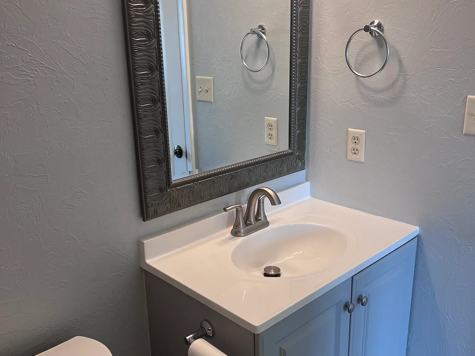 3 bed, 1.5 bath, 1358 sqft, $1,950 — Photo 4