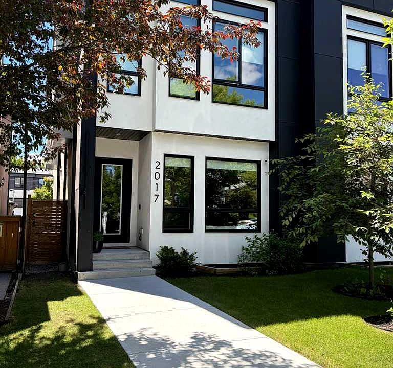 1st image of 2017 42nd Ave SW