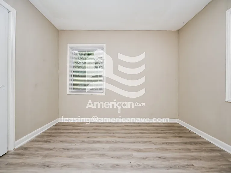 1797307_010_wm_-_bedroom_13458667.jpg