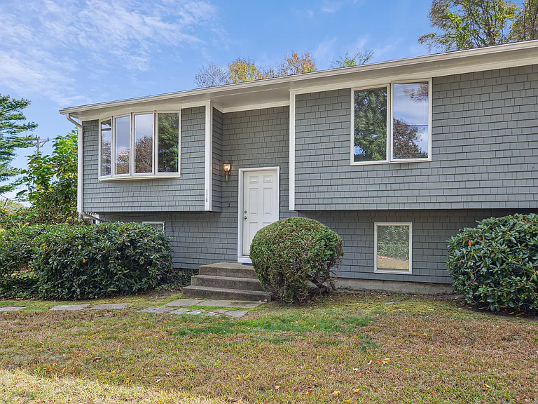17 Clara Ln #B — Photo 21