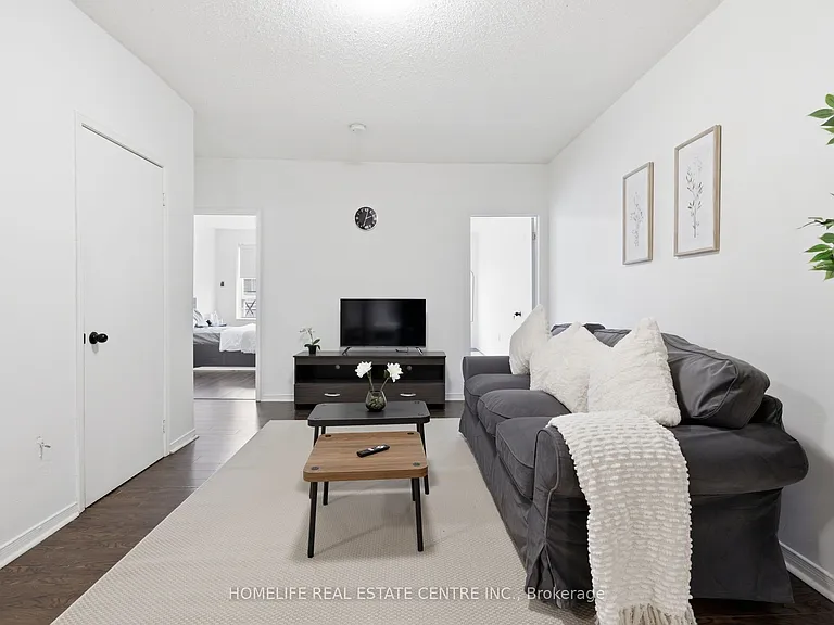 223 Jameson Ave #303 — Photo 16