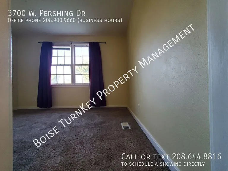 3700 W Pershing Dr — Photo 35