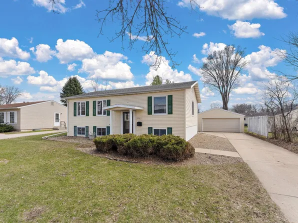 1866 38th St NW, Rochester, MN 55901