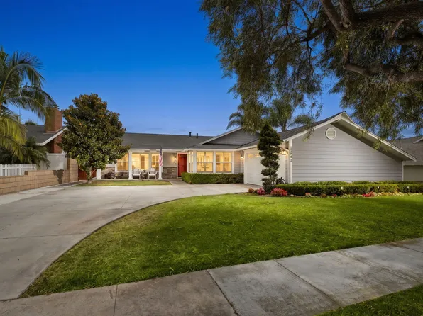 11902 Martha Ann Dr, Los Alamitos, CA 90720