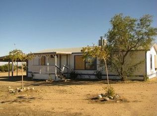 10547 La Mirada Rd, Phelan, CA 92371