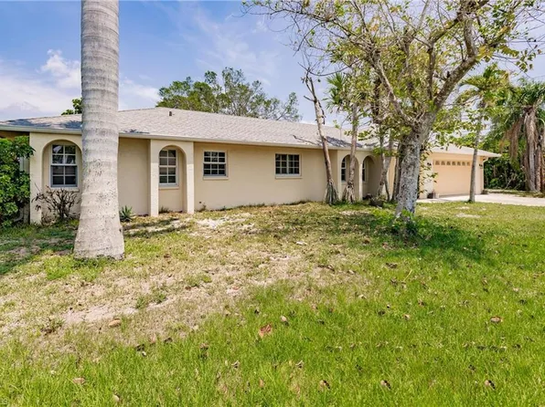 602 105th AVE N, NAPLES, FL 34108