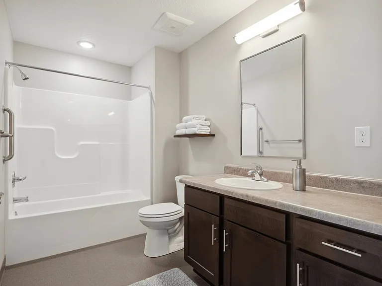 Chandler Pointe Senior Living — Photo 38