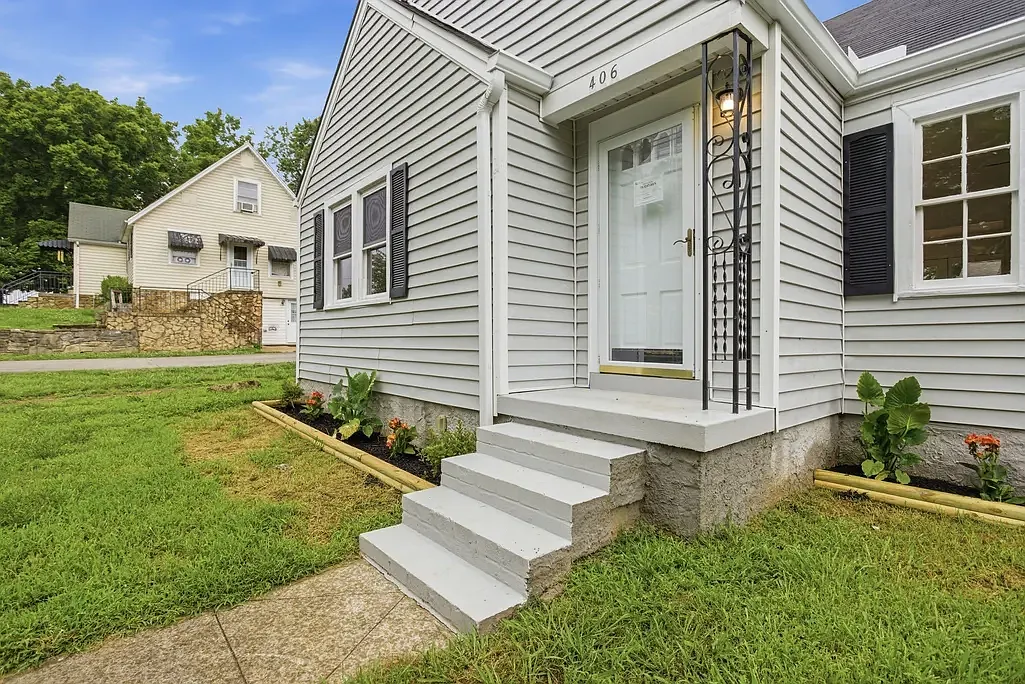 4 bed, 1565 sqft, $1,950 — Photo 2