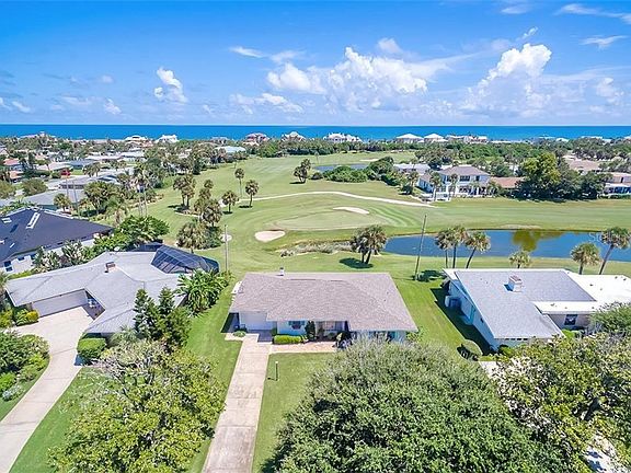 3rd image of 130 Country Club Dr
