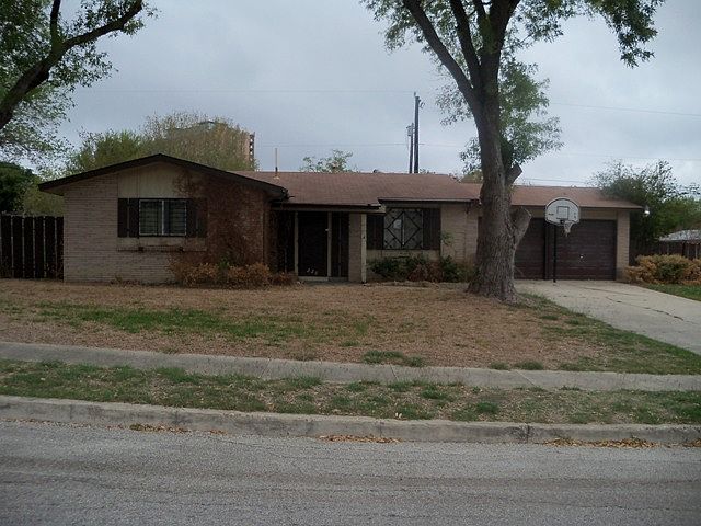 1st image of 226 Whitecliff Dr
