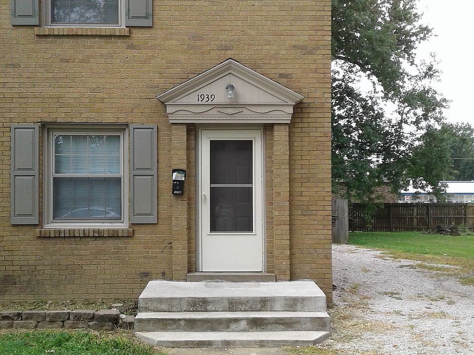 1st image of 1939 E Blackford Ave #A