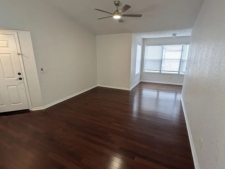 5168 Conroy Rd #16 — Photo 3