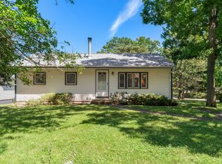 33463 N Lone Rock Rd, Grayslake, IL 60030