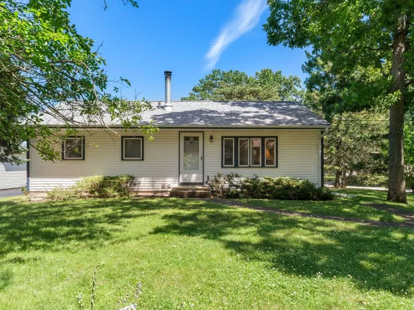 33463 N Lone Rock Rd, Grayslake, IL 60030