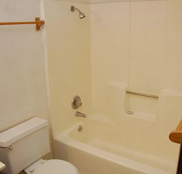 3123 Hillrise Dr #B — Photo 12