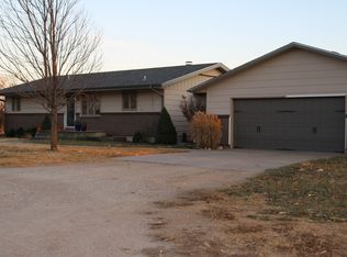 331 14th Ave, Inman, KS 67546