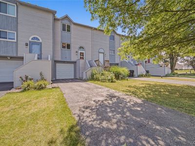 106 Iron Oak Cir, Liverpool, NY, 13088