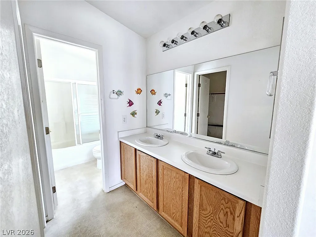 2 bed, 2.0 bath, 1079 sqft, $1,529 — Photo 3