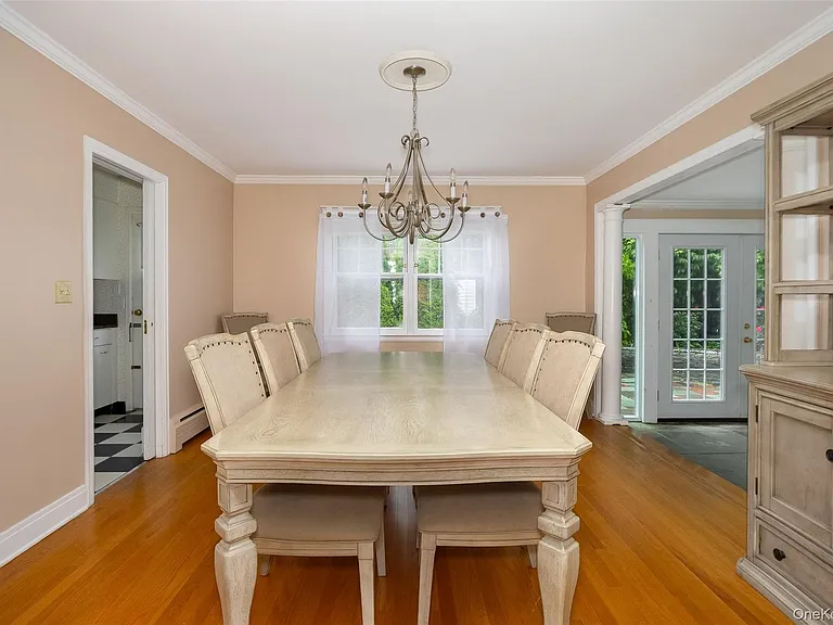 46 Barnard Ave — Photo 7