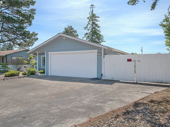 3rd image of 1142 9th St
