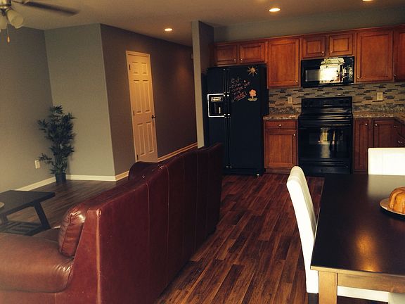 Open Living/Dining Room