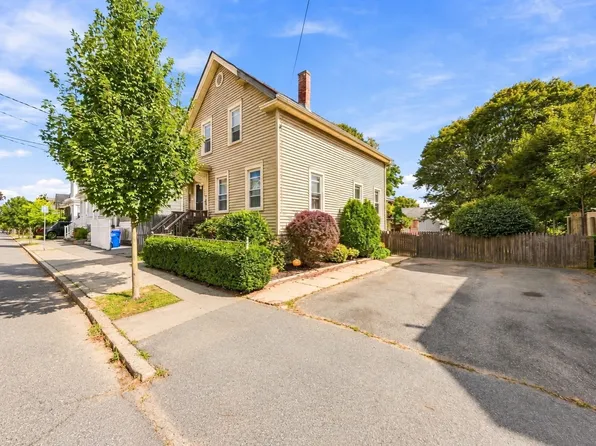 326 Cedar St, New Bedford, MA 02740