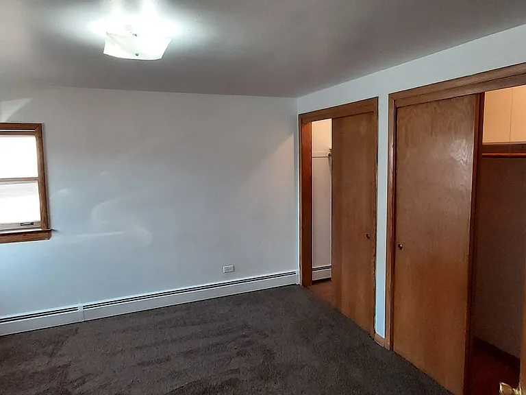 J.E.R & Associates 2416 — Photo 7