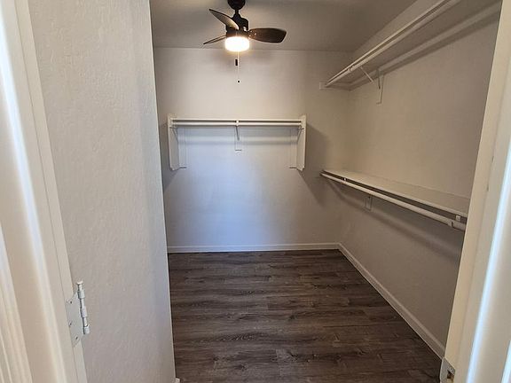 3rd image of 32830 N Cat Hills Ave