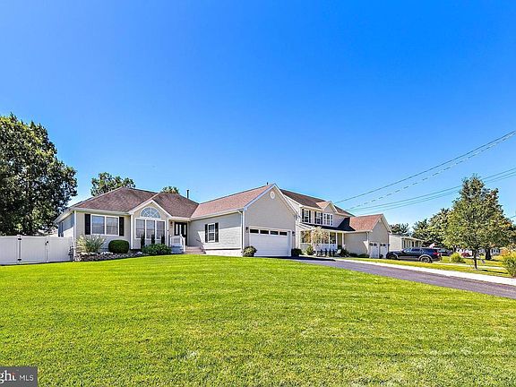 4th image of 117 Bowline Rd