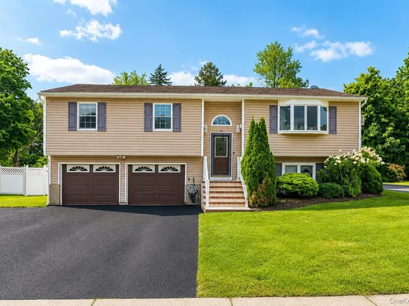 35 Newbury, Monroe, NY 10950