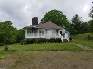 771 Fork Mountain Rd SW, Meadows Of Dan, VA 24120