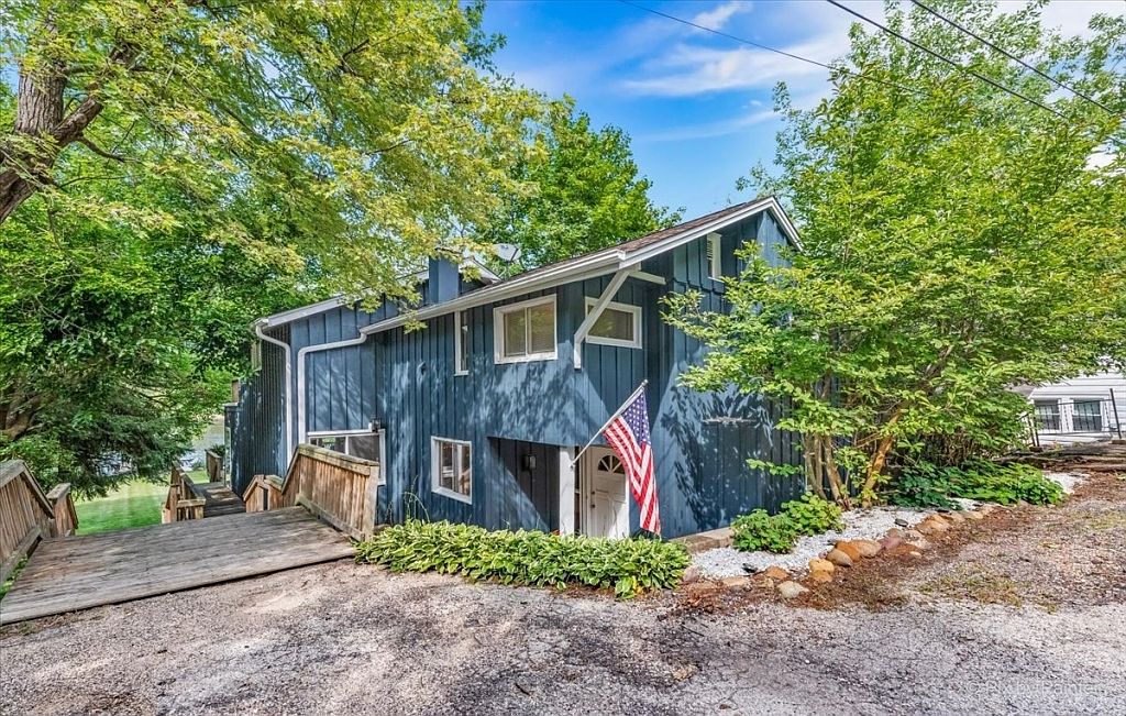 914 Ski Hill Rd, Fox River Grove, IL 60021 Zillow