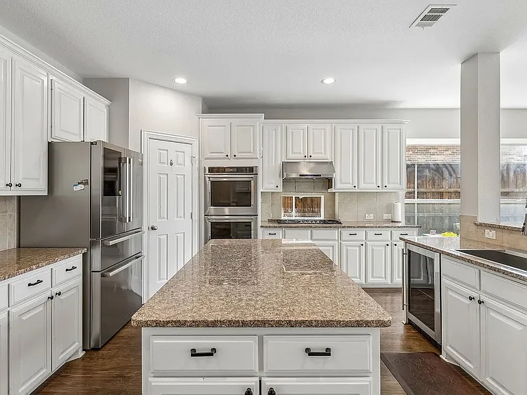2245 Jaguar Dr — Photo 8
