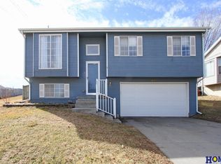 809 Westward Rd, Lincoln, NE 68521