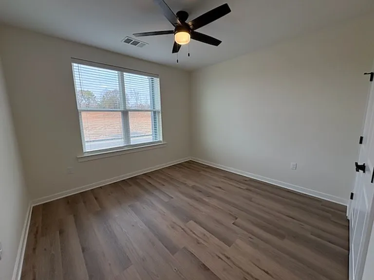 865 Bolivar Dr — Photo 20