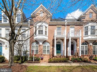 207 Watkins Pond Blvd, Rockville, MD 20850