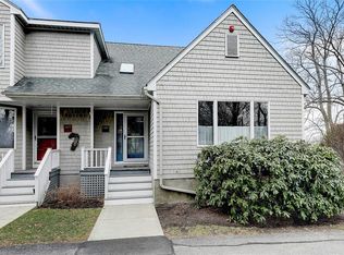 348 Spinnaker Ln, Bristol, RI 02809